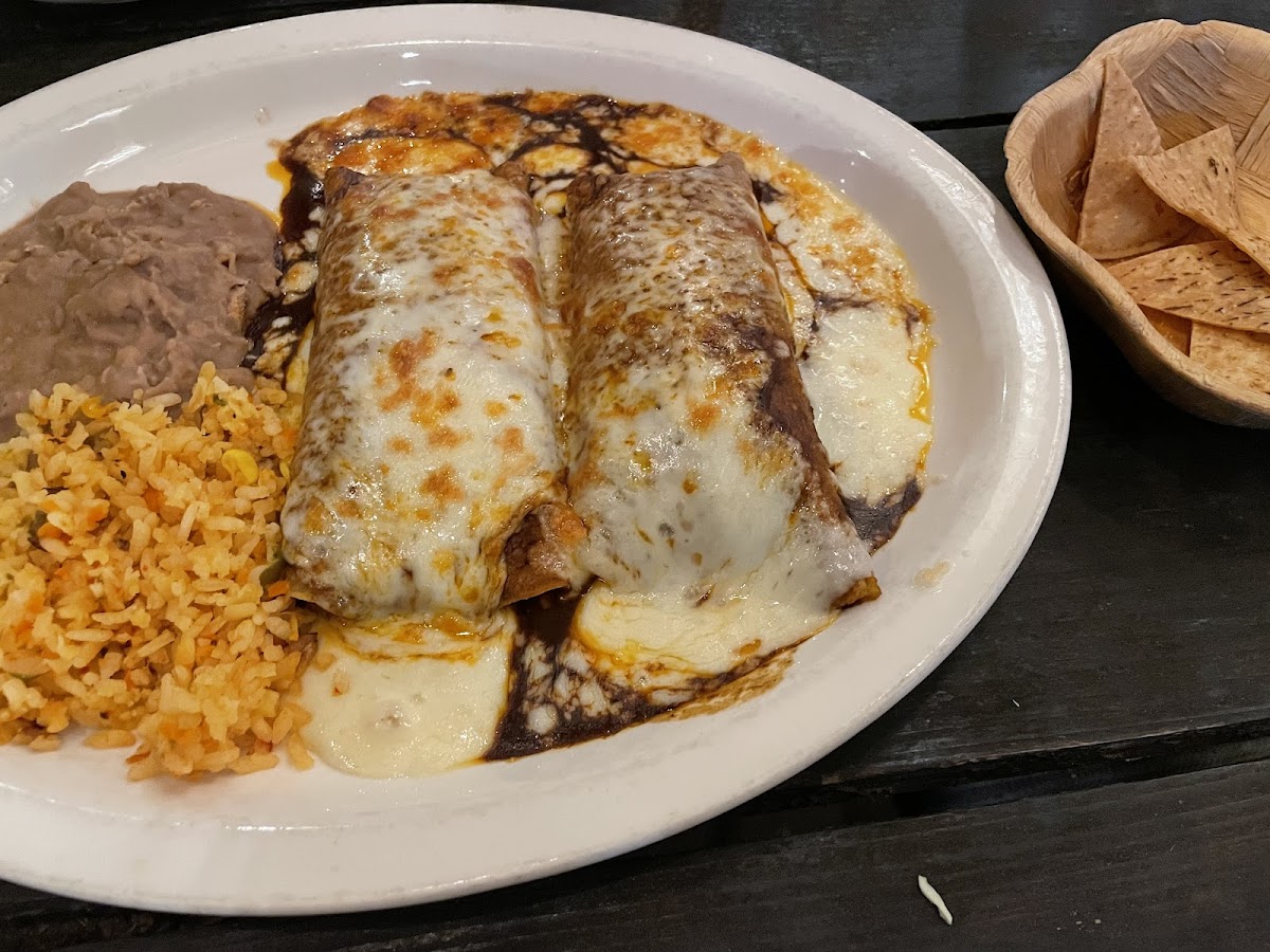 Mike's Tex Mex Higashi-Rinkan Photos 2